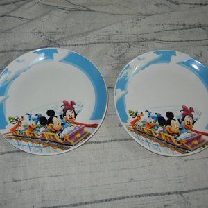 Set of 2 Disney dinner plates, Mickey & Minnie Donald & Goofy Roller coaster